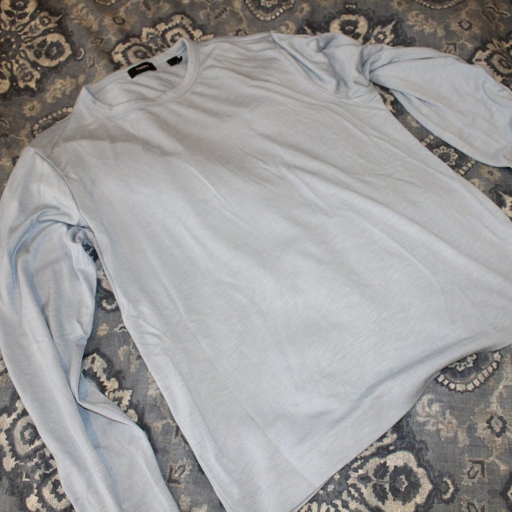 Men’s Theory Long Sleeve / Light Sweater in Light Blue, Size L